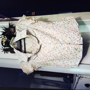 Tilt Short Sleeve blouse with pearl snaps